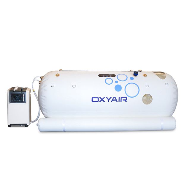 Cámara hiperbárica portátil OxyAir, modelo blanco, con concentrador de oxígeno
